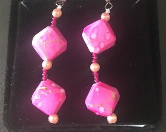 KERRY BEADED NECKLACE- DARK PINK MIX main image 0