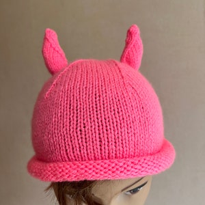 Devil Beanie off Pink