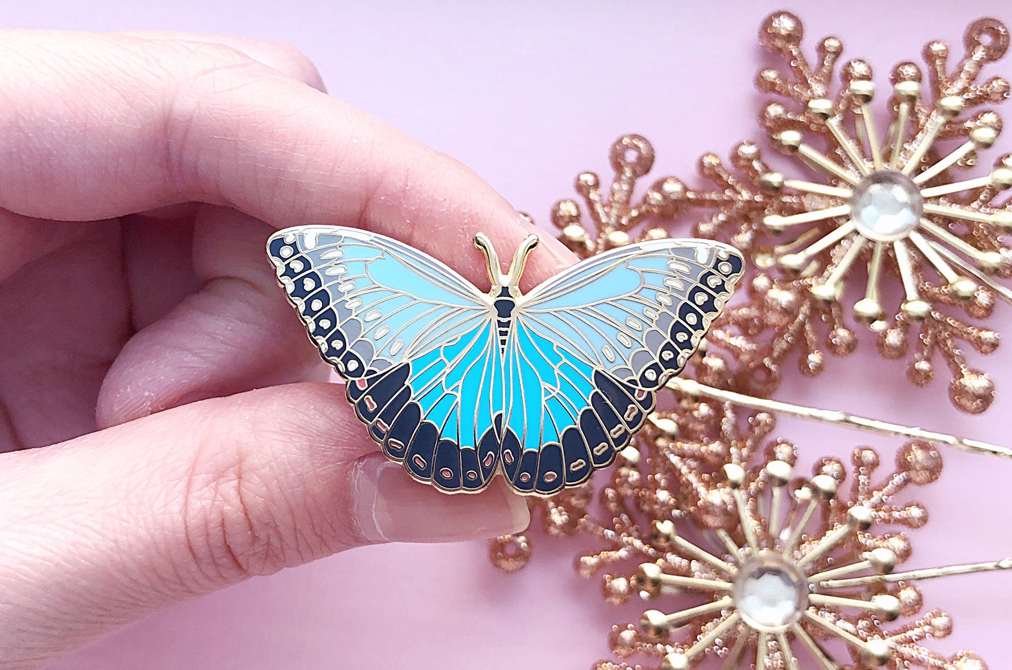 ブルーモルフォ蝶のエナメルピン - Etsy 日本