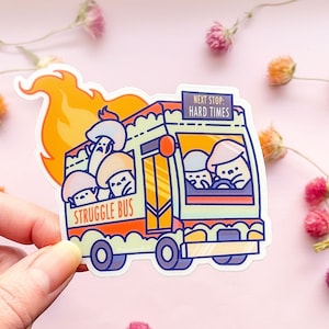 Pegatina de vinilo transparente de autobús de lucha ardiente con hongos adorables