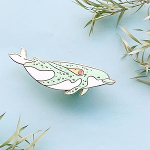 Shepherd&#39;s Beaked Whale Enamel Pin