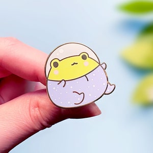 Gogo the Space Frog Enamel Pin