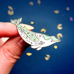 Hector&#39;s Beaked Whale Enamel Pin (Hyperspace)