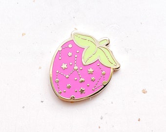 Starberry Cute Outer Space Strawberry Needle Minder