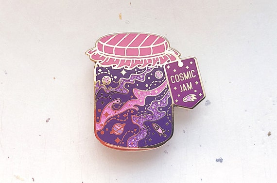 Lindsay Ellis  See How I Glitter Enamel Pin – DFTBA