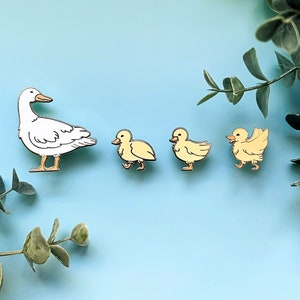 Mother Duck and Ducklings Enamel Pin Set