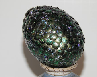 Dragon Egg - Green with Silver