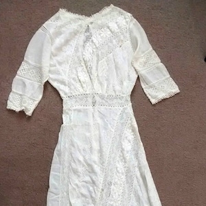 Antique Edwardian White Lace Embroidered Wedding Lawn Tea Dress Early 1900s