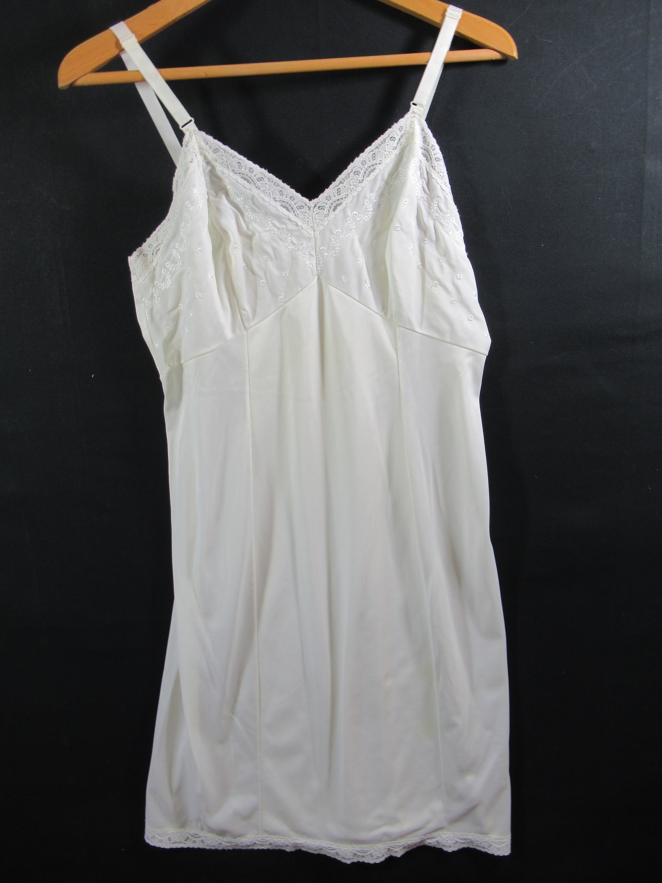 Vintage Sears Nylon Ivory Full Dress Slip Doesn't Slip | Etsy