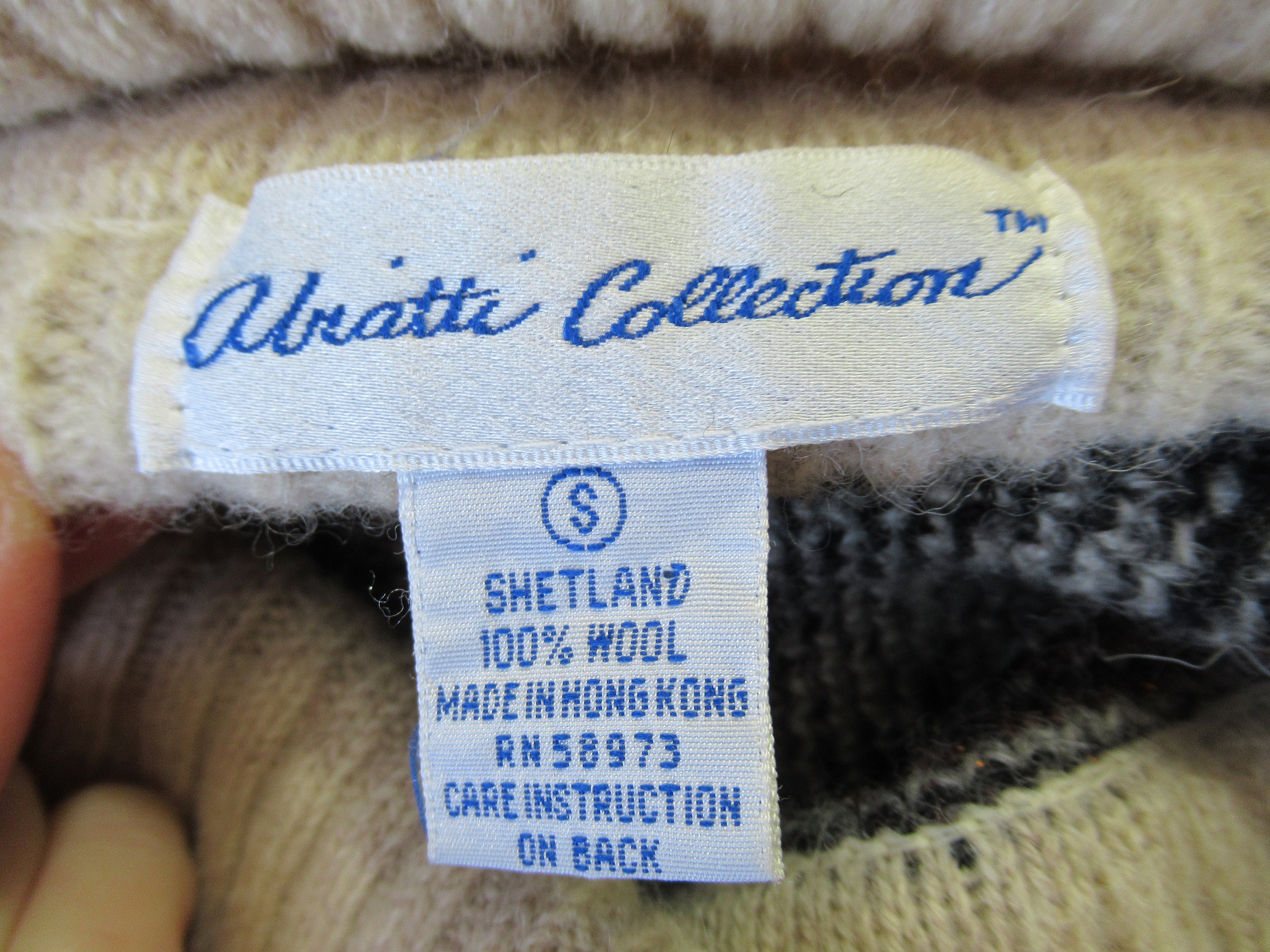 Shetland wool shop turtleneck sweater