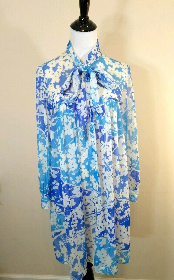 Vintage Vera Neumann Mod Pussybow Sheer Floral Poc