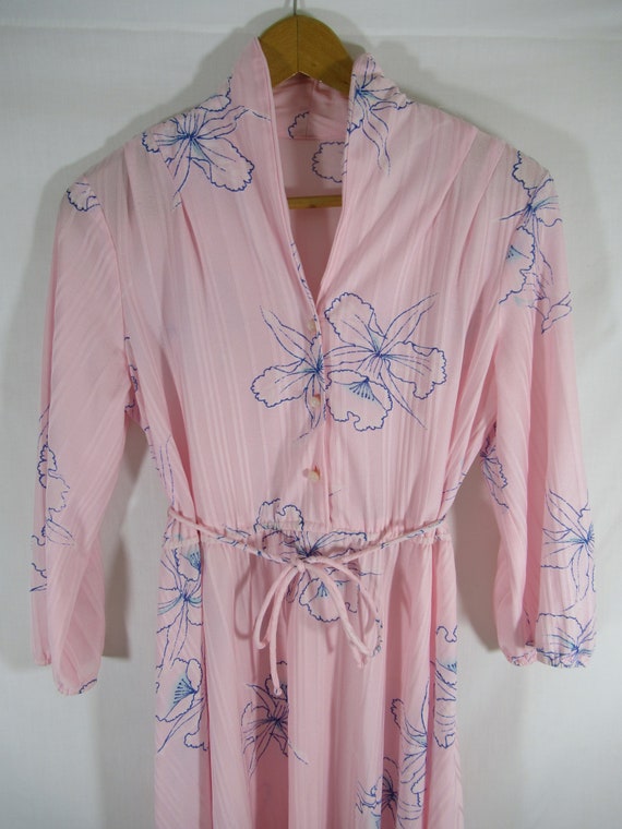 Vintage 70s Pink Polyester Lightweight Midi Dress… - image 2