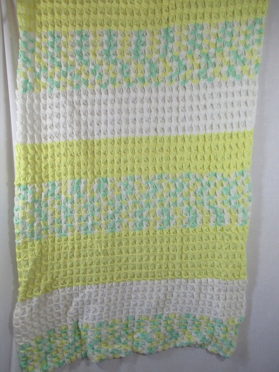 LIKE NEW Gender Neutral Baby Afghan Green Yellow White Crocheted 42x43 Vintage