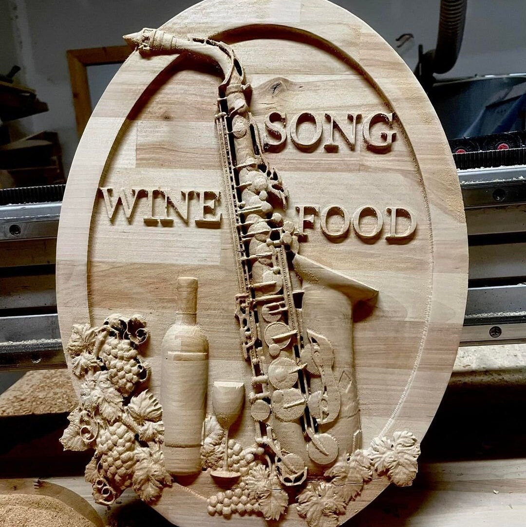 Saxophone wine online holder