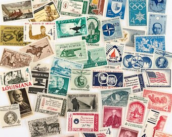 25 Vintage 4 Cent US Postage Stamps: Unused Colorful Collection