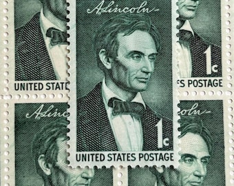 25 Unused Vintage Lincoln US Postage Stamps / 1 cent / Green President Abraham Lincoln Postage Stamps / Scott 1113