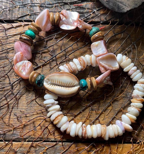 Cinnamon Bun Puka Shells, Hawaiian Cowrie Bottom Bracelet Beach - Main Image