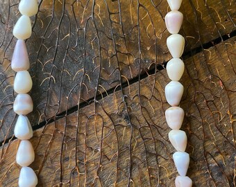 Hawaii Cone Shells Necklace | Chunky Cone Shell Necklace | Pastel Purple Cone Shells Necklace