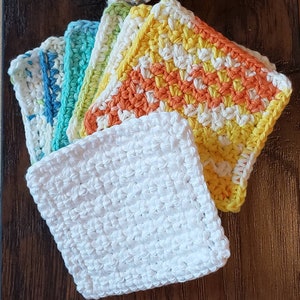 Reusable Cotton Make Up Removal Wipes, Crochet Facial Cloth for Make Up Removal or Toner Application