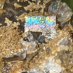 Irisierende Fluorit Cluster | Bezirk Loralai | Belutschistan Pakistan