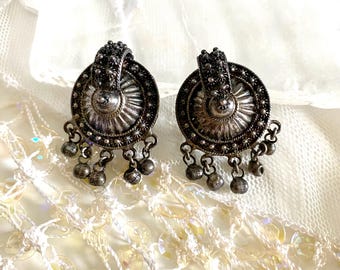 Pendientes de clip con escudo vintage
