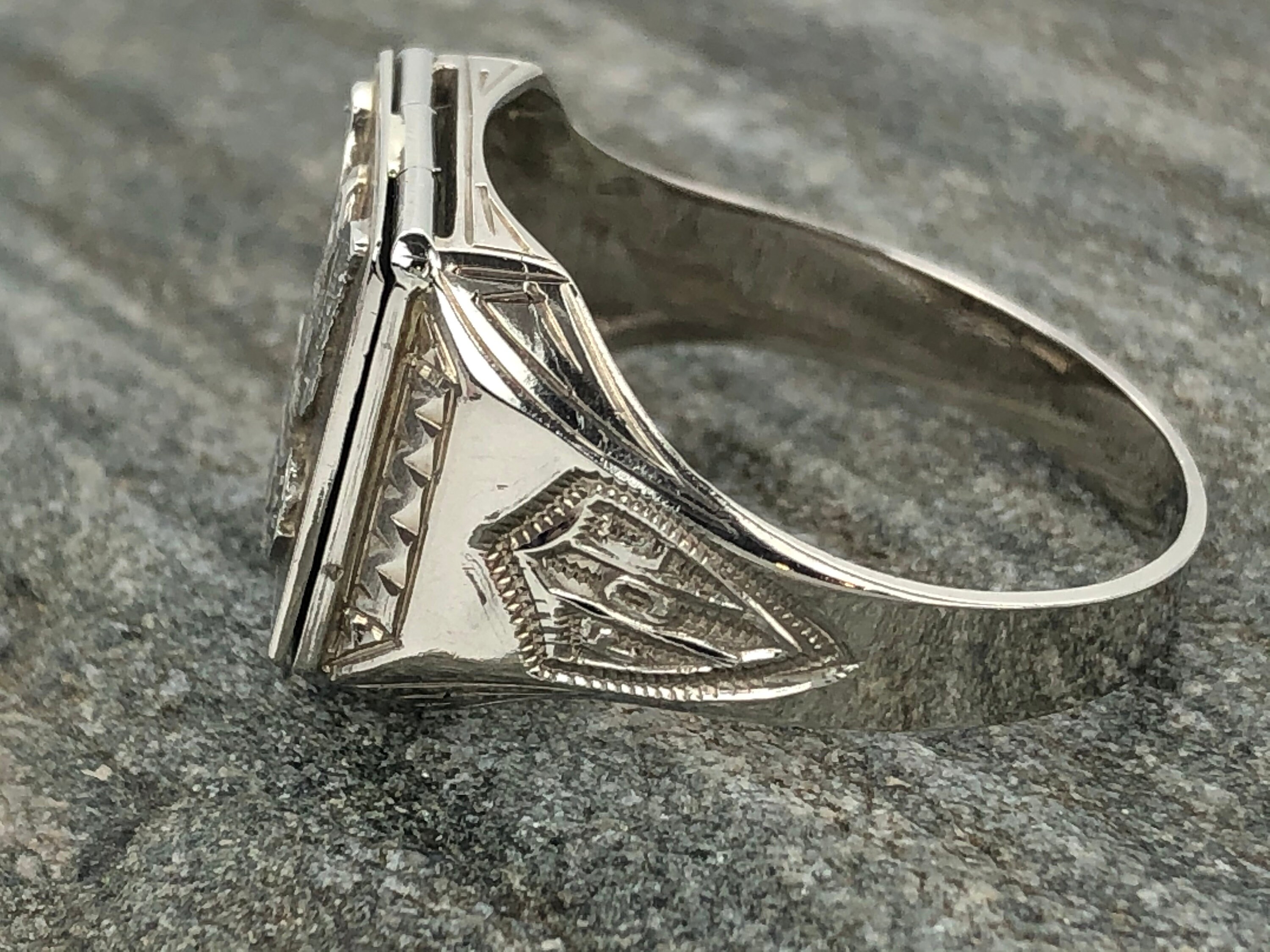 Vintage 10K White Gold Fraternal Order of Eagles (FOE) Signet Ring, New ...