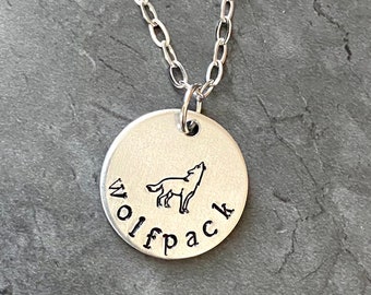 Wolfpack necklace with howling Wolf