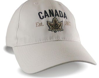 Retro Canada Maple Leaf Baseball Cap: Beige Cotton, Adjustable
