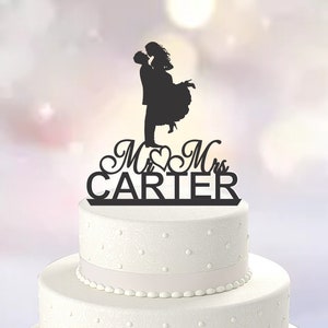 ウェディング ケーキ トッパー シルエット カップル Mr & Mrs 姓入り アクリル ケーキ トッパー [CT30mm]