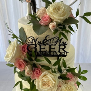 Wedding Cake Topper Mr and Mrs Personalized with Last Name and Date, Acrylic [CT41mm]