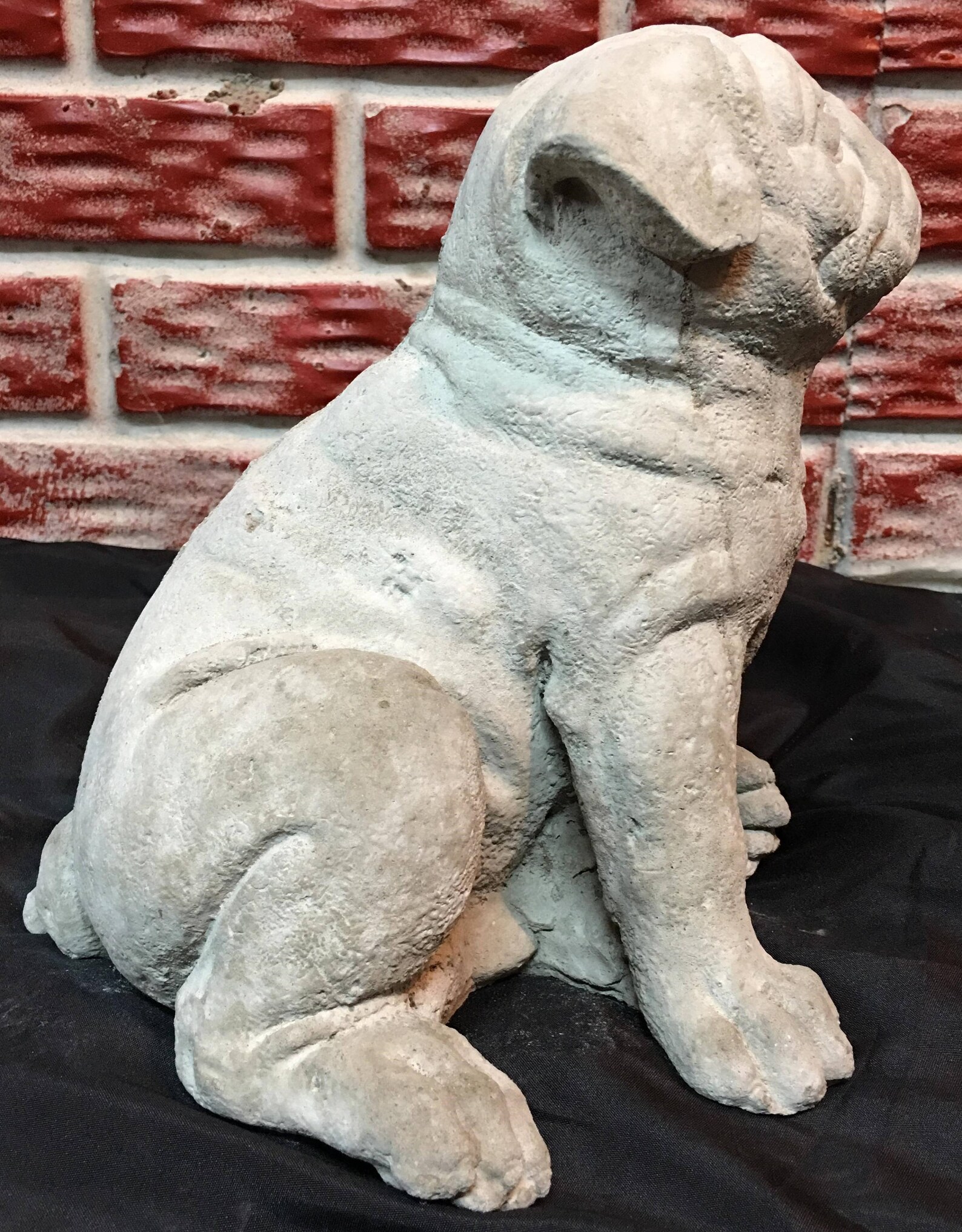 chinese pug statue