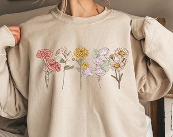 Personalized Grandma's Garden Sweatshirt, Custom Birth Month Flowers Sweatshirt, 25 Antique Flowers, Grandma Gift, Mom, Mother's Day Gift