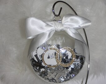 FREE SHIPPING Personalized Wedding Christmas Ornament Keepsake Glass  with Names and Date of wedding
