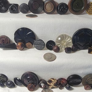 37  Unique Vintage Button Mix