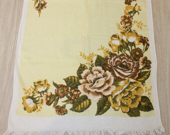 Vintage Dickies Yellow Brown Floral Bath Towel | Bathroom Decor Sewing or Craft Upcycle Repurpose