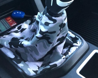 Snow Camo Shift Boot: Custom Car Accessory