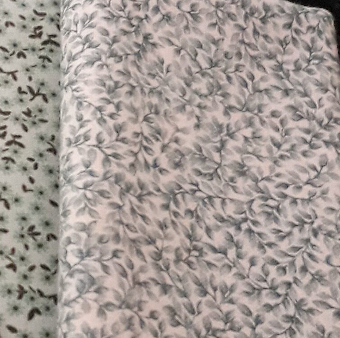 2 Petits Coupons Tissu Provençal Jaune Et Bleu - Coton, Pour Patchwork, Neufs