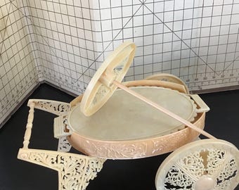 Soporte para pasteles Wilton Florentine Floral Cart, estilo vintage de los años 60, con caja original e instrucciones.