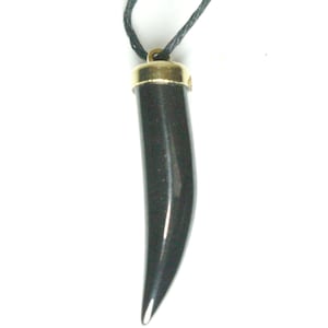 Pendentif dent de tigre en hématite 1 pcs Pendentif uniquement (sans ficelle)