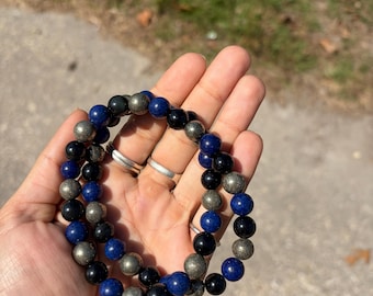 Collar de cuentas de obsidiana, lapislázuli y pirita de 10 mm