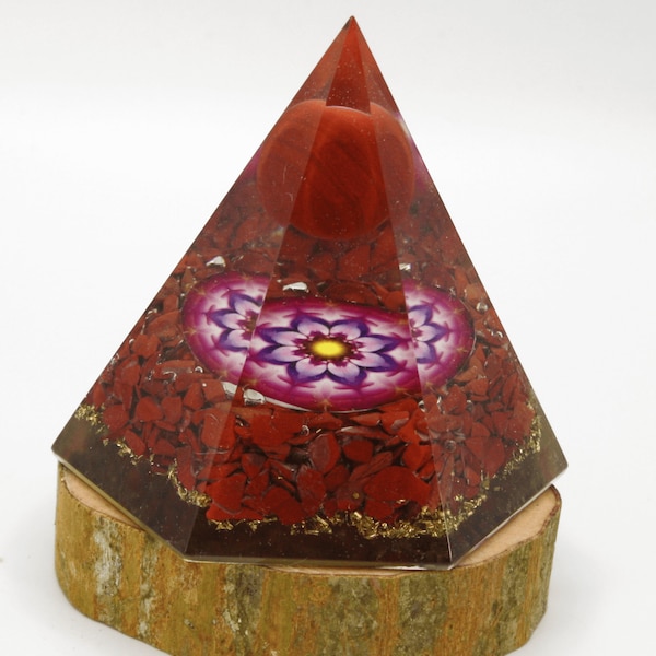 Carnelian Orgone Pyramid - A Catalyst for Creativity and Vital Energy