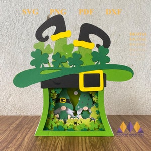 St PATRICK DAY GNOME Svg Shadow Box, Lanterna Cappello Leprechaun, Shamrock 3d Svg, Cappello di San Patrizio Svg, Trifogli irlandesi per Cricut, Silhouette