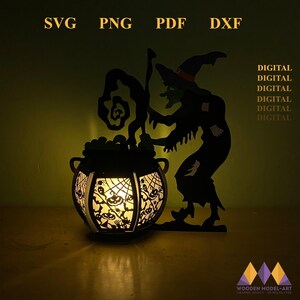 Puede incluir: Una silueta negra de una bruja revolviendo una caldera con un patr&oacute;n blanco y negro de calabazas y murci&eacute;lagos. La caldera est&aacute; iluminada desde adentro, creando un brillo c&aacute;lido. La imagen incluye el texto "SVG PNG PDF DXF DIGITAL DIGITAL DIGITAL DIGITAL DIGITAL DIGITAL".