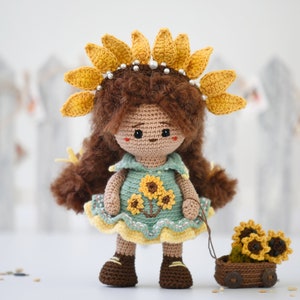 Crochet doll pattern, sunflower crochet doll pattern, Amigurumi doll pattern, Tiny doll pattern, crochet doll pattern amigurumi