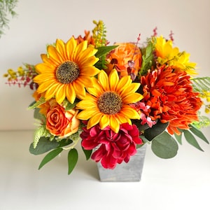 Bright and Cheerful Sunflower and Chrysanthemum Artificial Floral Arrangement – Perfect for Home Décor or Events