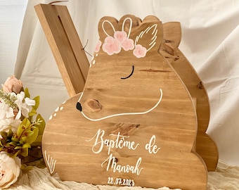 Urne en bois Biche -boîte urne baptême avec fente- Prénom calligraphié- vendu avec fermoir cadenas- cagnotte enfant - boite à cartes baptême