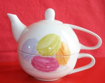 teapot called selfish decorated with Macaroons Limoges porcelain teapot painted by hand Teapot tea pot