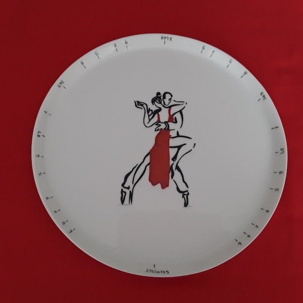 Plat diviseur peint à la main d'un "couple de danseurs de Tango", plat à tarte en porcelaine. Cadeau de Noël, Fête des mères, anniversaire.