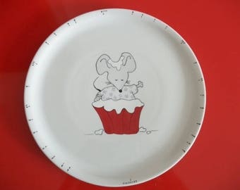 Plat diviseur en porcelaine décoré d "Une Souris si gourmande", plat à tarte, à gâteaux. Cadeau de Noël. Cadeau anniversaire, fête des mères