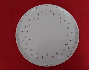 Plat diviseur en porcelaine peint à la main : "Semi de fleurs cœurs". Plat à tarte, à gâteaux. Cadeau de Noël, anniversaire, fête des mères.